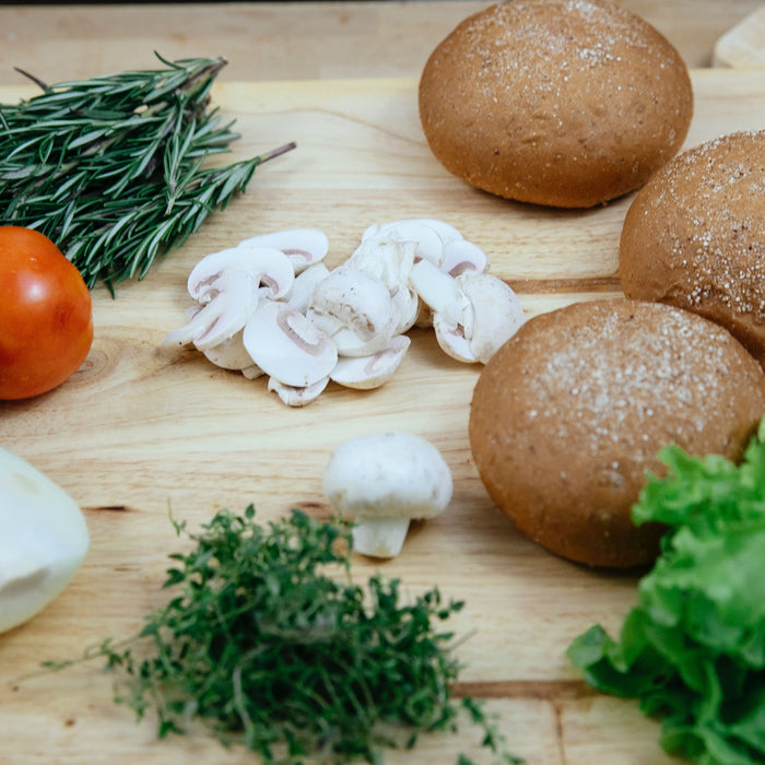 10 Plants & Vegetables That Are Easiest To Grow In An Indoor Home Garden