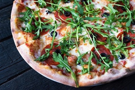 Herbs That Go Well With Pizza